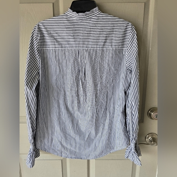 Gap Shirt Women Sz M Striped Ruffle Collar Flare Long Sleeve  Cotton Button Up - Picture 10 of 12
